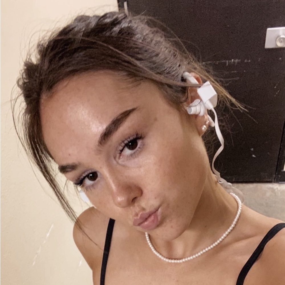 Meet your Posher, Tessa